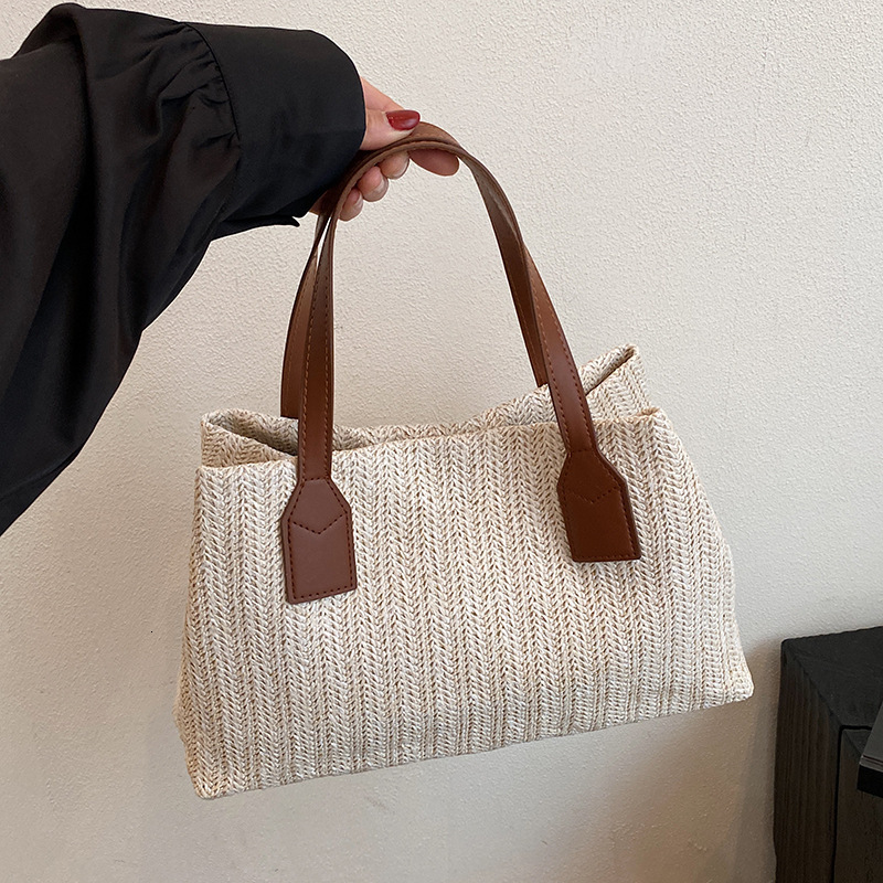 Fashion Luxury Bag New Free Delivery Designer Bag Straw 2025 Spring/summer New Style Fashionable Western Shoulder Crossbody Simple Leisure Small Squar