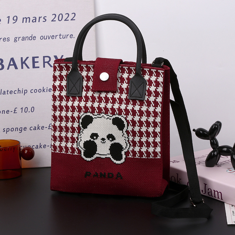 High quality casual soft rubber handle cute panda Chinese style fashionable handbag multifunctional, can be hung on a large tote bag, brand new free d