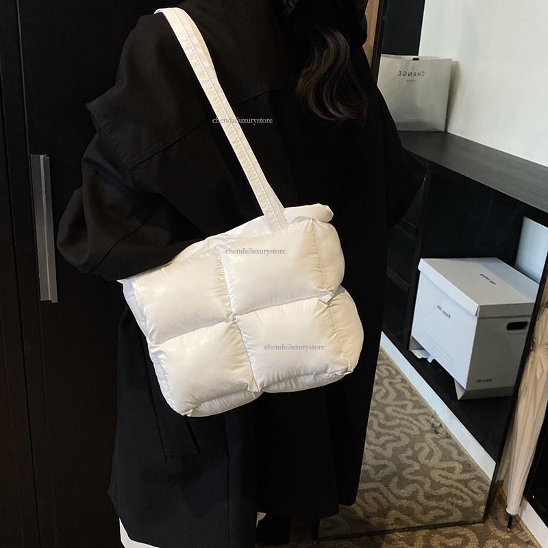 2025 Free Shipping Designer Bag Women's Korean Lightweight Cotton Large Capacity Shoulder Bag Fashion Casual Handbag Beach Bag