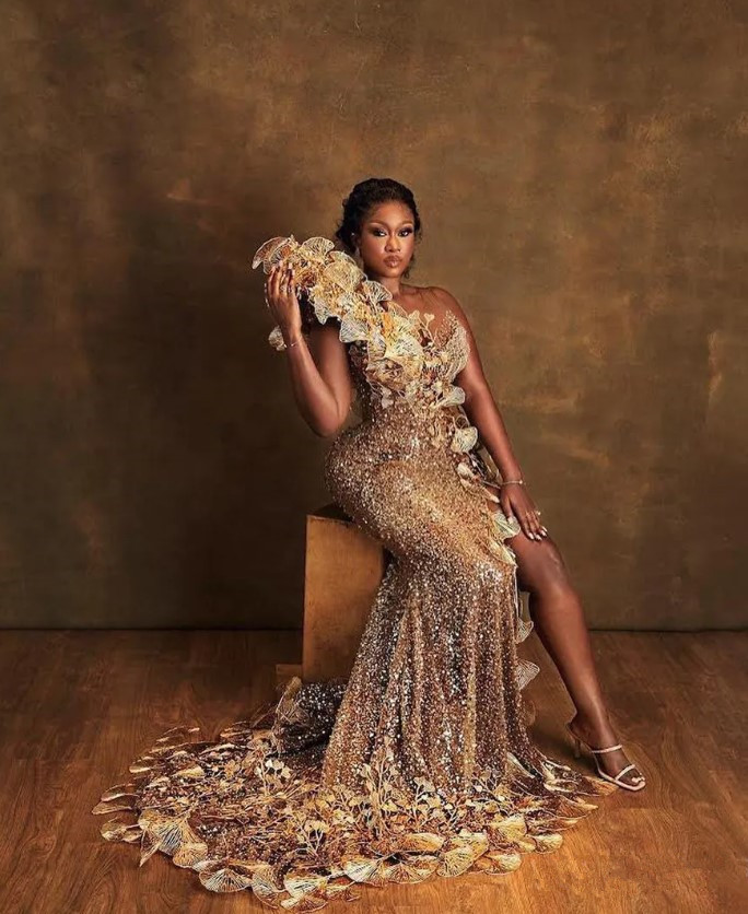 2025 Gold Plus Size Aso Ebi Prom Dresses For Black Women Evening Gowns Sequined Lace Mermaid Sexy Side Split Birthday Party Dress Reception Engagement