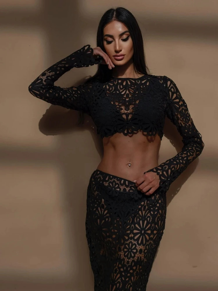 White Elegant y Hollow Out Beach Dresses Set Sexy See Though Crop Tops Long Skirts Women Sets Summer Outfits 250515