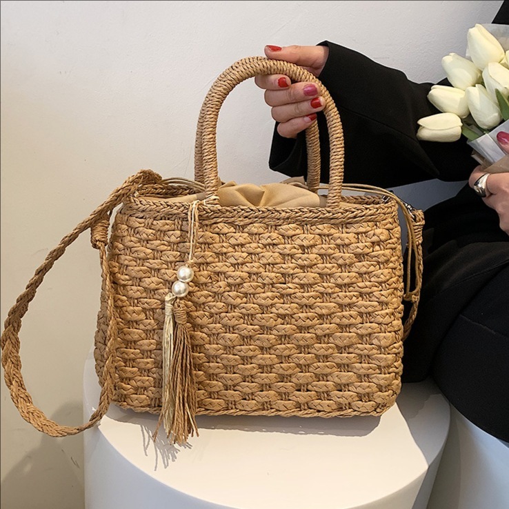2025 Summer Fashion Hollow Weaving Handheld Vegetable Basket for Women's and Beach Vacation Single Shoulder Crossbody Bag