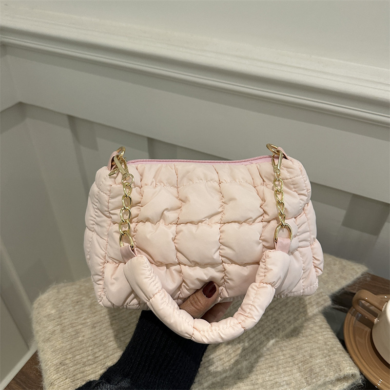 Free Delivery Designer Bag 2025 New Pleated Cloud Korean Version Niche Fashion Shoulder Trendy Bubble Underarm Down Cotton Jacket Luxury Bag