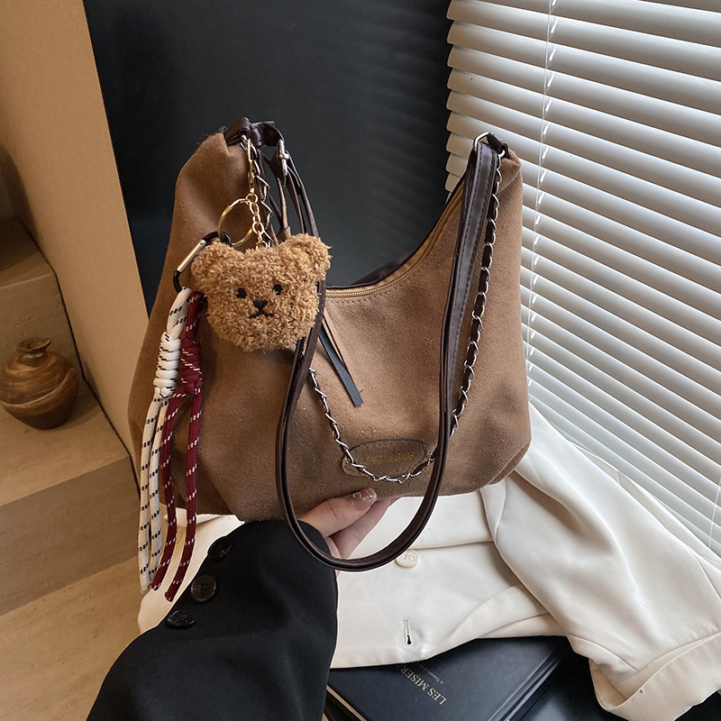 Free Delivery Designer Bag Matte High End Chain Shoulder 2025 Winter New Item Niche Design Versatile Ins Crossbody Tote Luxury Bag