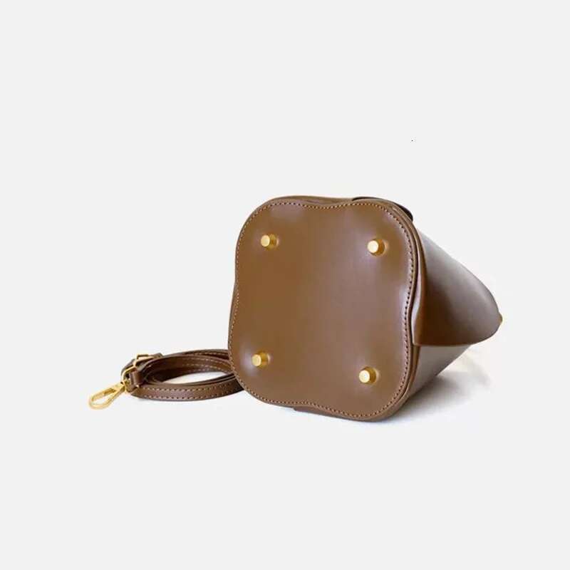 UBELLIN 2023 Mini Bucket Bag Women Solid Genuine Leather Ladies Crossbody Bags Flower Shape Tote Handbags Purses