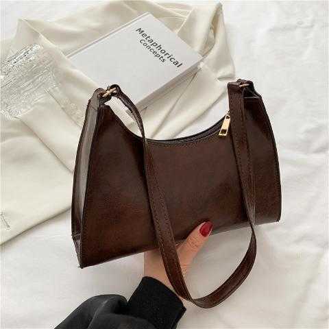 Women's Elegant Minimalist Shoulder Clutch Bag Trendy All-match Baguette Bag Classic Shoulder Bag For Work Daily Use Summer 2025 Fall Outfits Fal