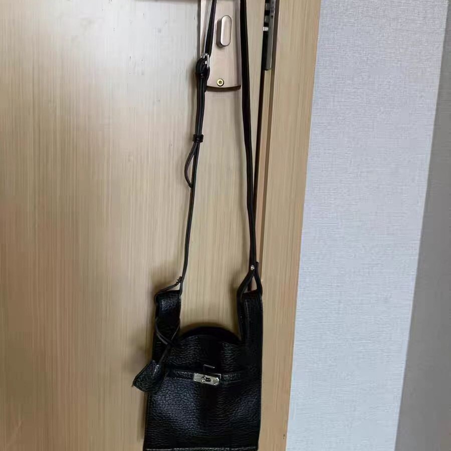Pingti Japanese And Korean Instagram Influencers With The Same 2025 Spring/Summer Lock Exquisite Small Women's Phone Bag, Crossbody Kelly Bag