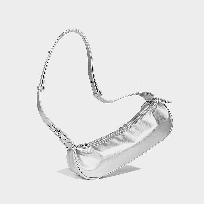 High-end Punk Style Women's crescent Saddle Shoulder Bag Fashionable Medieval Underarm Drawstring Design Handbag