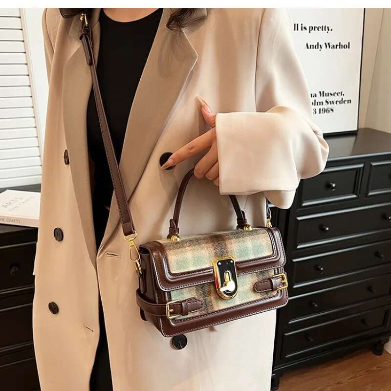 Fashionable Woolen With Color Contrast: Small Batch Women's Popular Crossbody Stylish Square Bag Bags For Women