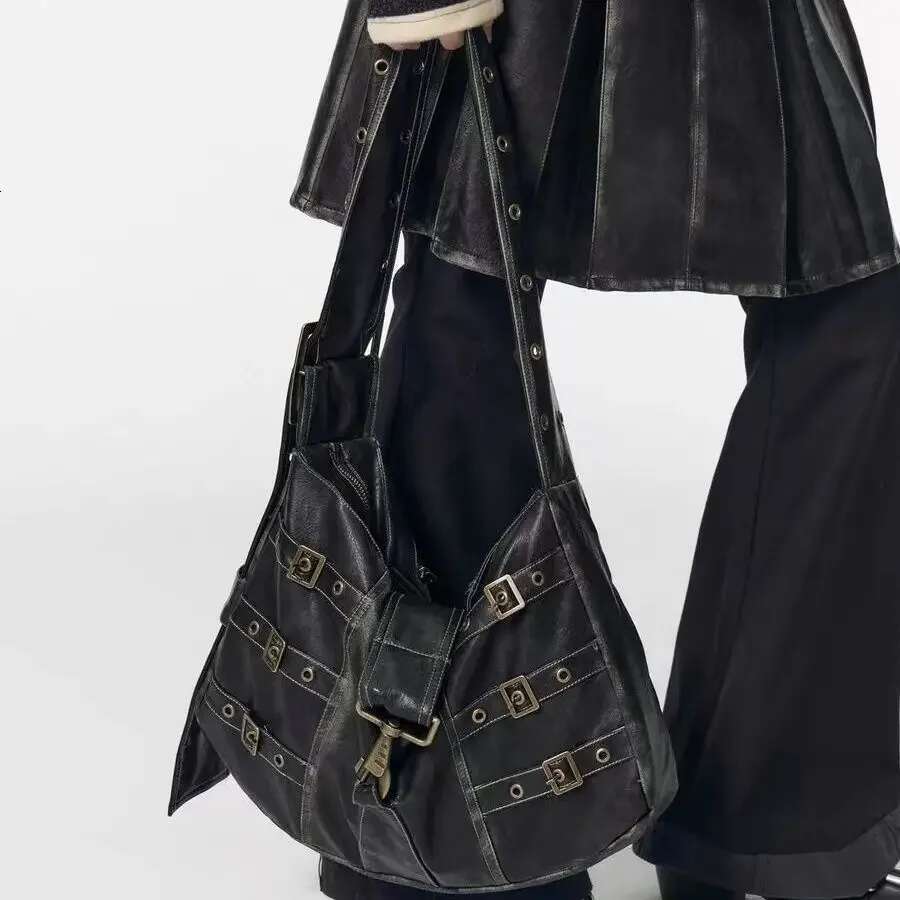 American Retro Punk Pu Leather Handbag Metal Button Shoulder Bags Tote Woman Large Capacity Commuting Storage Bag Purse