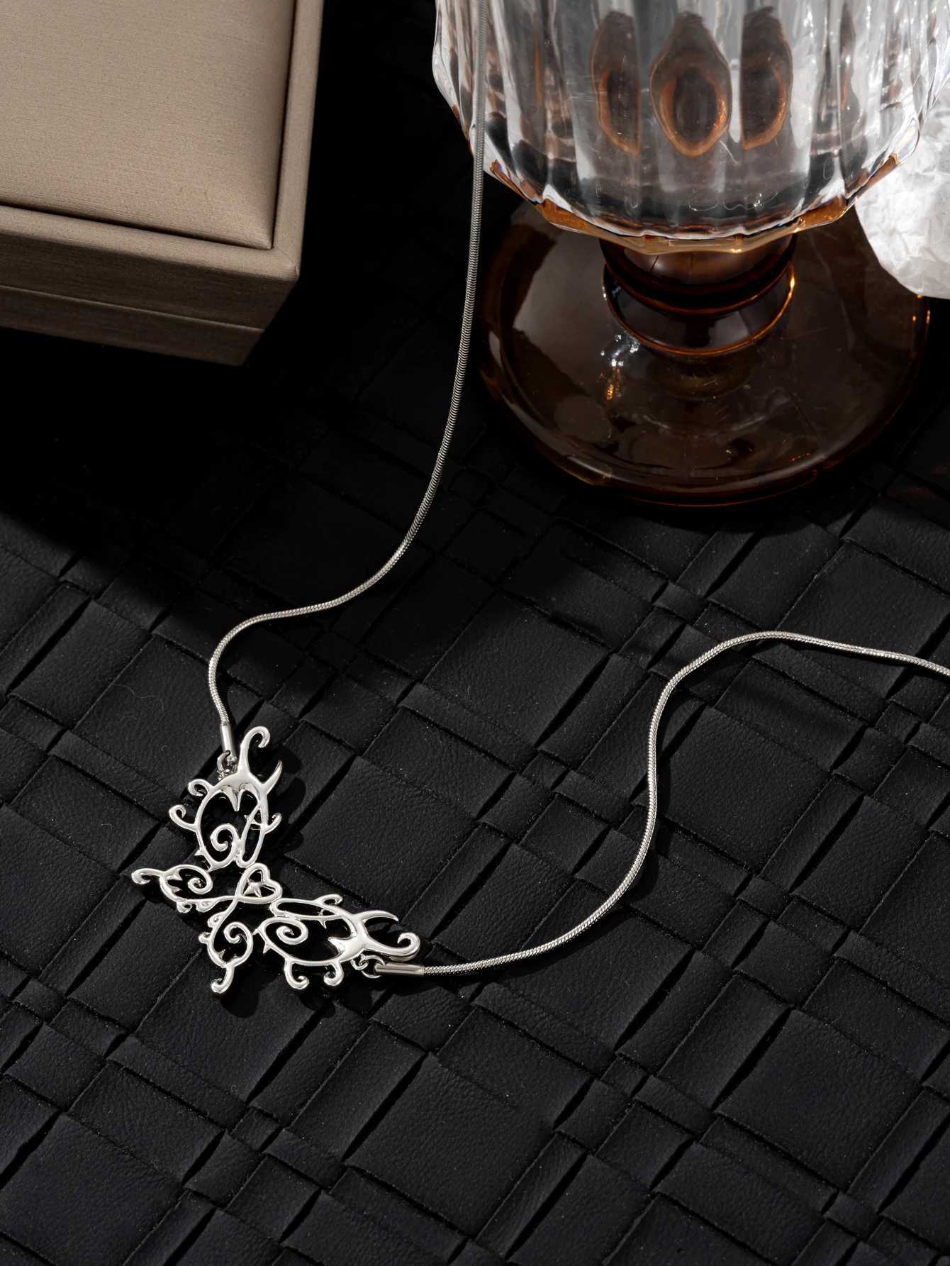 Sexy Y2K Butterfly Decoration Round Snake Waist Chain Charm Girl Ball Party Body Jewelry Accessories Y250515
