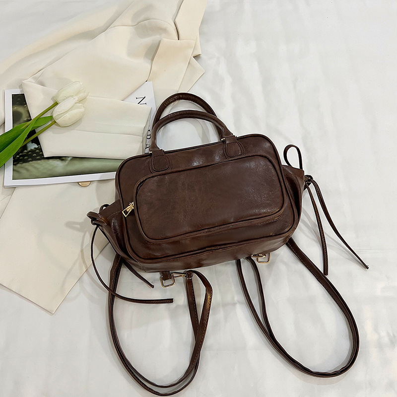 Free Delivery Designer Bag Handheld Fashion Versatile Bowling For Women 2025 Autumn/winter Collection Simple Casual Shoulder Texture Crossbody Bag Tre