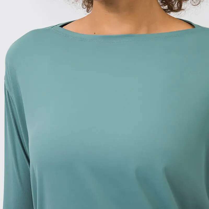 010- Long Sleeve Shirt Women Yoga Sports Tops Fiess Shirts Bum-Covering Length Sweatshirts Super Soft Relaxed Fit Autumn and Winter Top Tee for On the