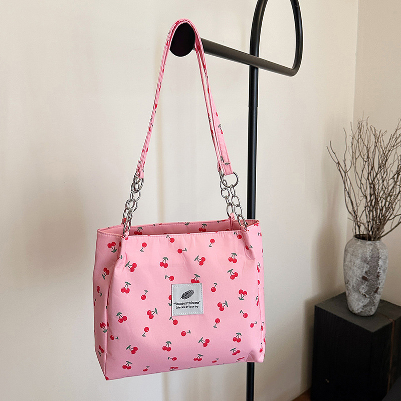 Free Delivery Designer Bag Fashion Fresh Cherry Printed Tote 2025 Winter Large Capacity Elegant Versatile Women's Bag Luxury Bag