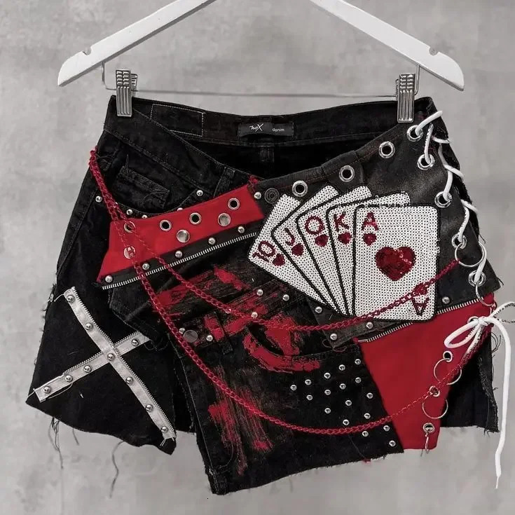 Retro Gothic Black Y2k Skirt Fashionable and Sexy High Waist A line Mini Large Rivet Pattern Streetwear Women Skirts 250515