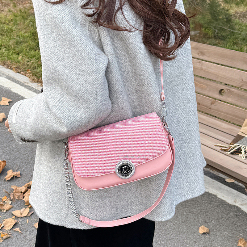2025 Women's Fashion Shoulder Bag Free Shipping Designer Flip Top High Quality Contrastive Color Handbag Multi Functional Commuter Crossbody Bag 