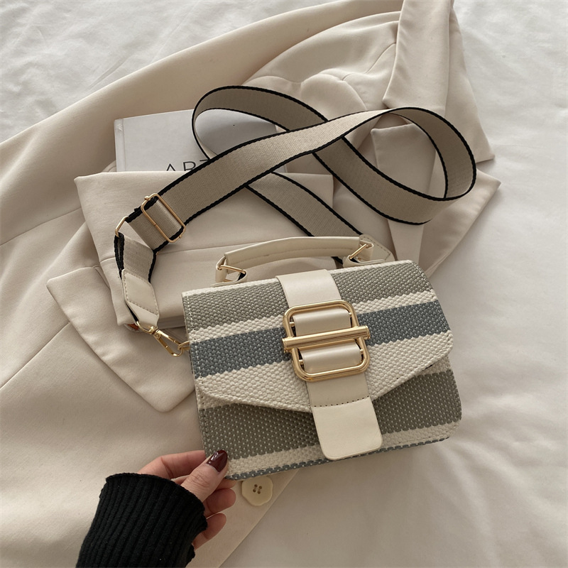 Free Delivery Designer Bag Color Blocking Korean Version Women's Shoulder With Simple Temperament Hand Held Small Square 2025 Autumn And Winter N
