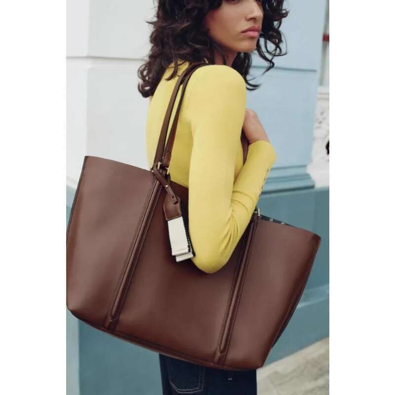 Tote New Fashionable Retro Large Capacity One Shoulder Shopping Bag For Working, Commuting And Going Out