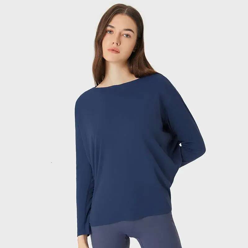 010- Long Sleeve Shirt Women Yoga Sports Tops Fiess Shirts Bum-Covering Length Sweatshirts Super Soft Relaxed Fit Autumn and Winter Top Tee for On the