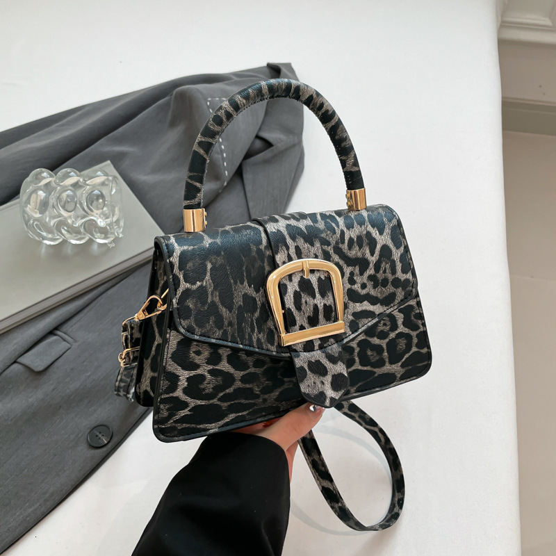 Free Delivery Designer Bag Leopard Print 2025 New Trend Fashionable Small Square Versatile Niche Design Crossbody For Winter Women Luxury Bag