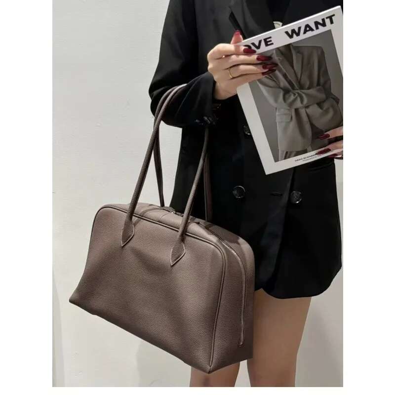 VOAETEC First Layer Togo Cowhide Niche Design Pillow Bowling Large Capacity Shoulder Armpit Bag Boston Travel Handbag
