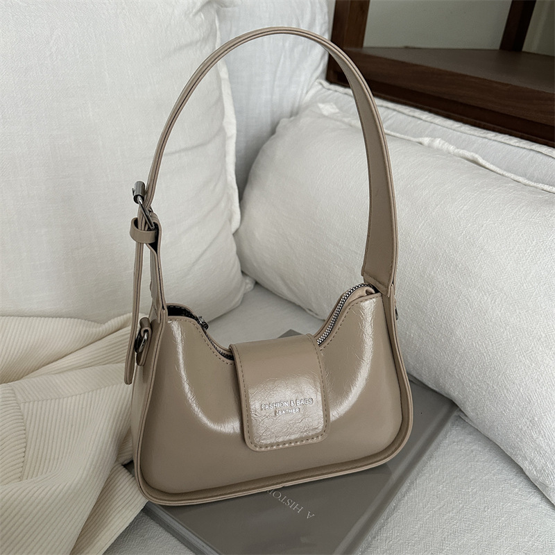 French Niche Luxury Bag Single Shoulder Underarm For Women In Spring 2025 Fashionable And Versatile New Free Delivery Designer Bag Commuting Handbag C