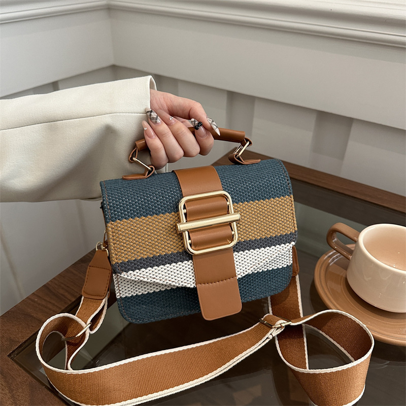 Free Delivery Designer Bag Color Blocking Korean Version Women's Shoulder With Simple Temperament Hand Held Small Square 2025 Autumn And Winter N