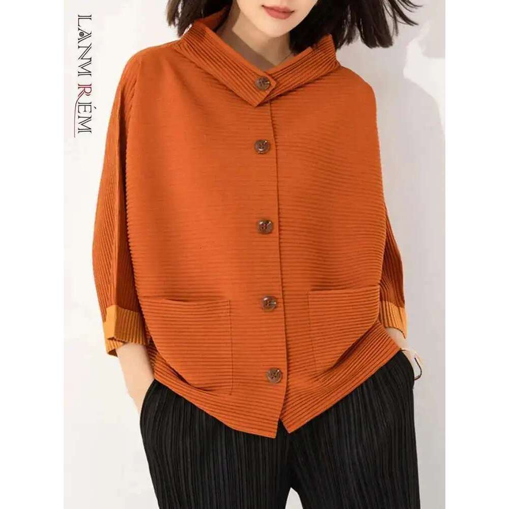 LANMREM Casual Pleated Solid Color Shirt Women Long Sleeves Single Breasted Loose Tops Versatile 2025 Spring New 2AA3707