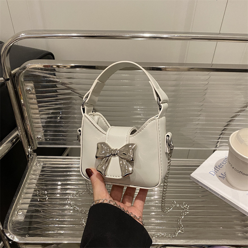 New Children's Bag Luxury Bag Candy Colored Bow Mini Handbag Girls' New Free Delivery Designer Bag Parentchild Chain Crossbody Bag Mouth Red