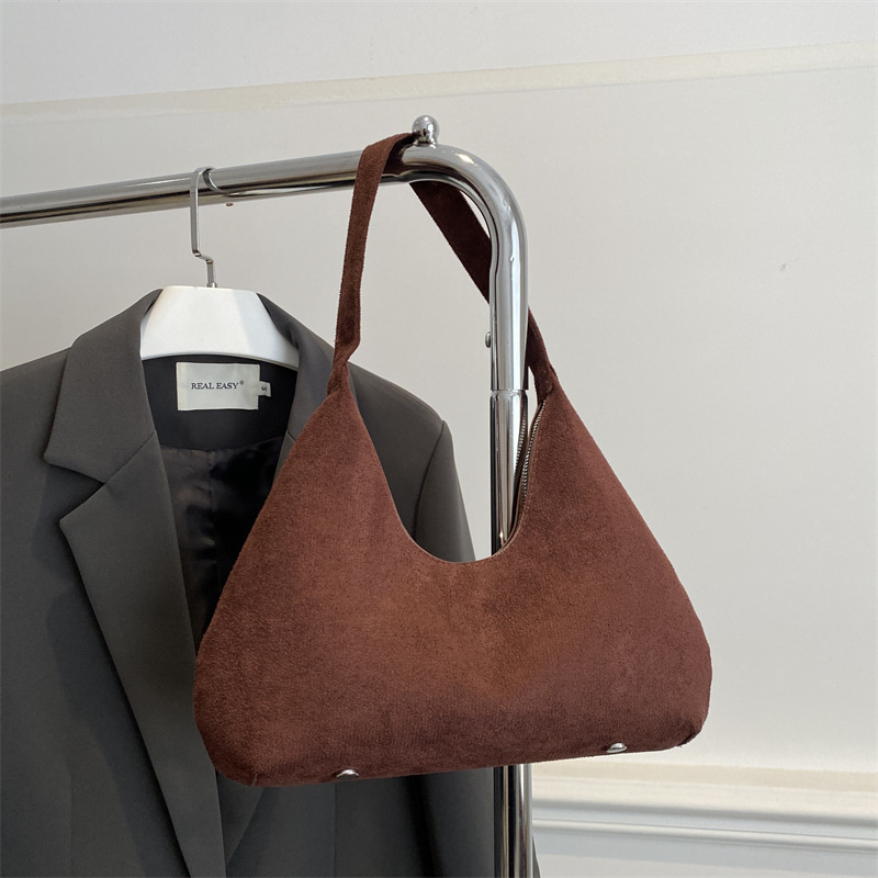 Free Delivery Designer Bag Large Capacity Underarm 2025 Luxury Women's Suede Versatile Autumn/winter Handheld Shoulder Bag Luxury Bag
