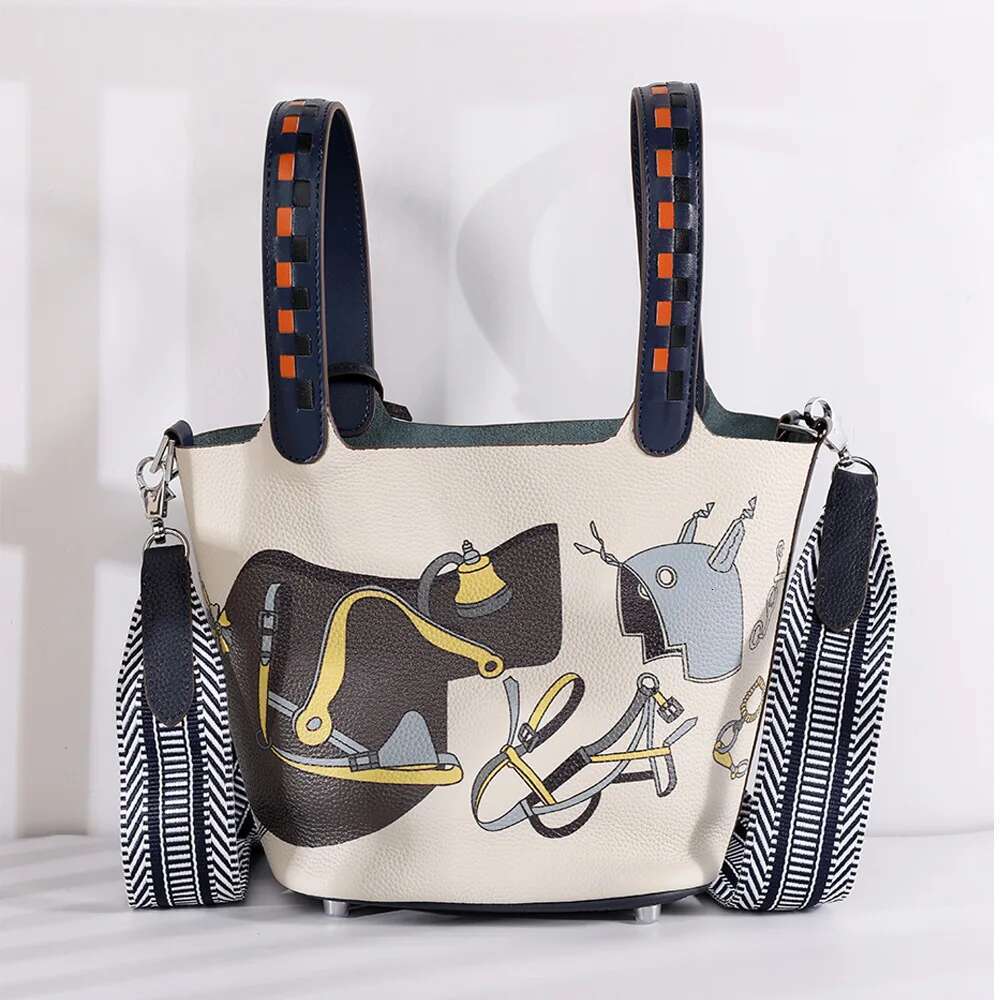 High Quality Designer Bags First Layer Cowhide Painted Vegetable Basket Ethnic Style Portable Women's Adjustable Shoulder Strap Bucket Bag Luxury