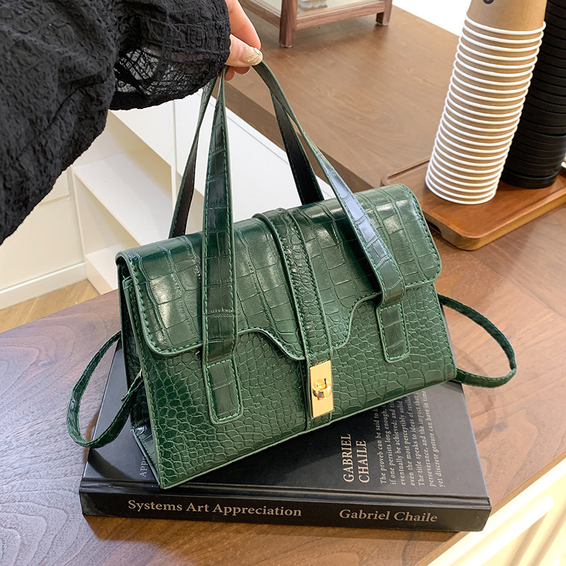 2025 Classic Temperament Elegant Highend Texture Crocodile Pattern Handbag Small Square New Free Delivery Designer Bag Spring And Luxury Bag Summer Ne
