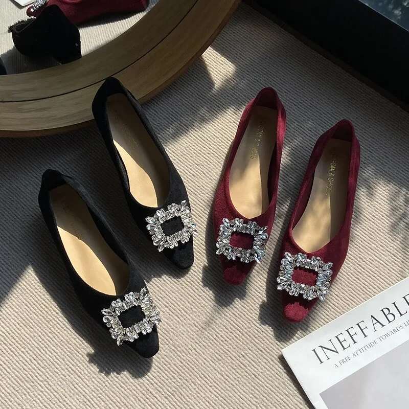 2025 Spring and Autumn New French Fashion Red Pointed Suede Water Dia Shallow Mouth Flat Casual Women's Shoes