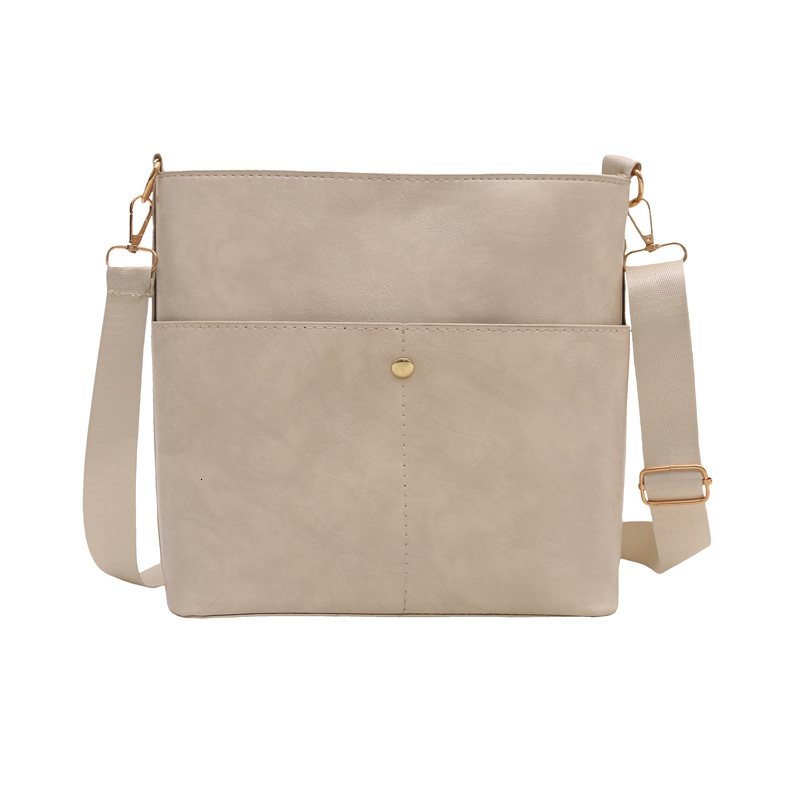 2025 Spring Trendy Internet Celebrity New Single New Free Delivery Designer Bag Shoulder Luxury Bag Female Korean Edition Commuter Large Capacity Stud