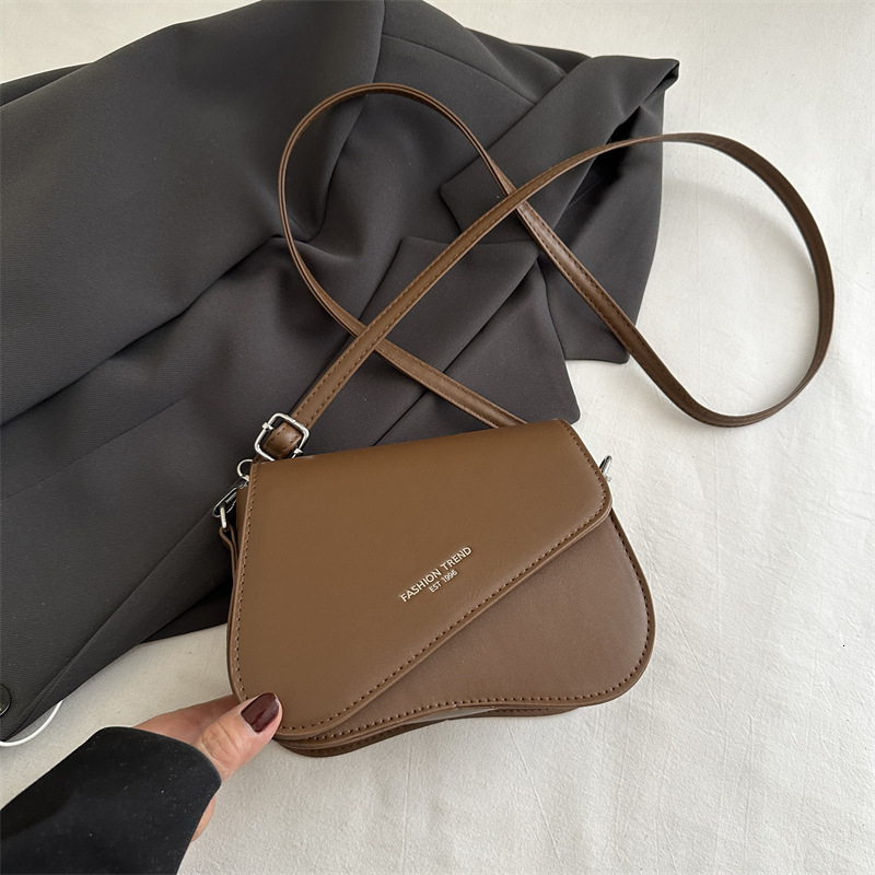 Spring 2025 New Korean Fashion Trendy New Free Delivery Designer Bag Women's Multi Color Single Shoulder Luxury Bag Crossbody Small Square Bag Hi