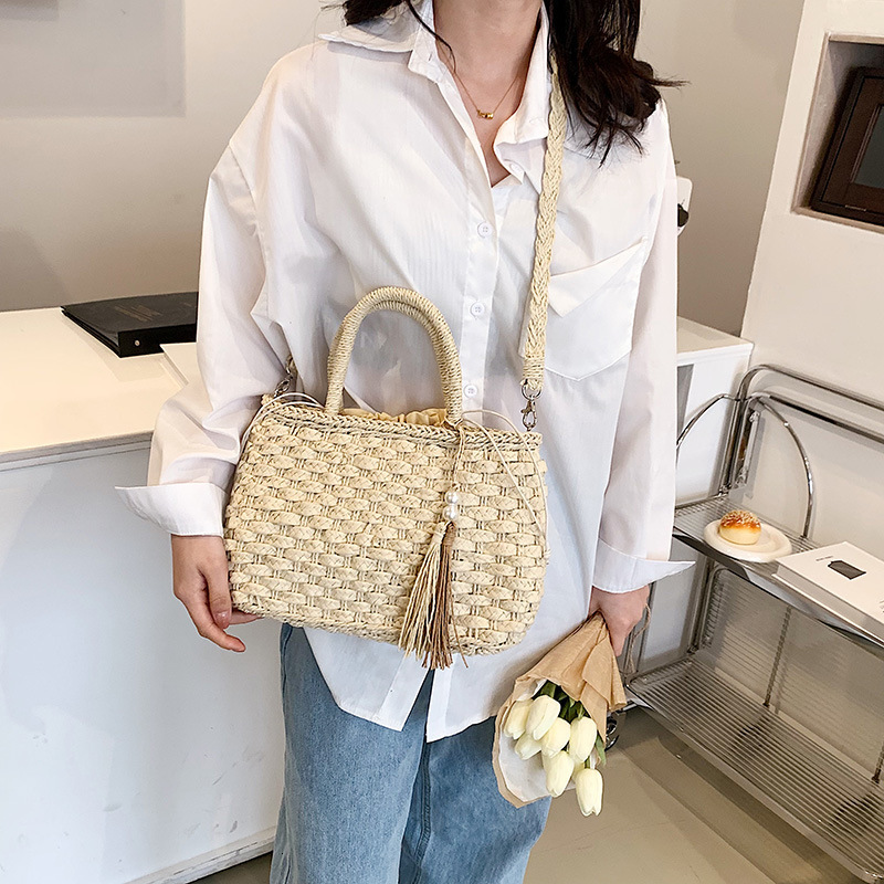 2025 Summer Fashion Hollow Weaving Handheld Vegetable Basket for Women's and Beach Vacation Single Shoulder Crossbody Bag