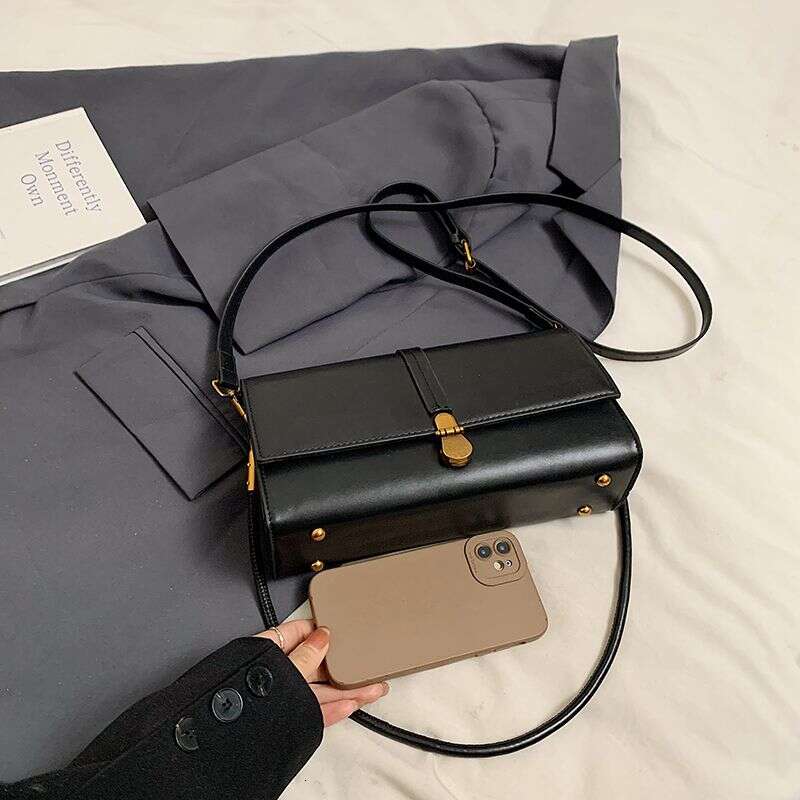 Premium Soft Leather Motorcycle for Women 2025 New Versatile Style Single Shoulder Underarm Hand Pulling Stick Bag