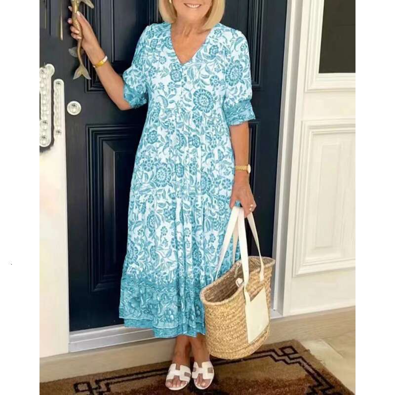 Plus Size Designer Dress Vestidos Womens Designer Clothing New Large Super Fairy V-neck Fragmented Flower Dress for Beach Vacation Loose and Versatile