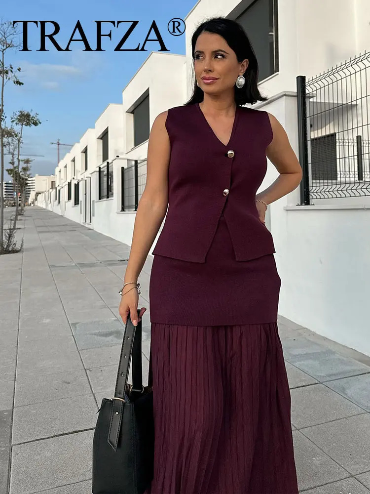 TRAFZA Women Skirt Set Wine Red Knitted VNeck Sleeveless Slim Vest Solid High Waist Zipper Patchwork On Street 250515