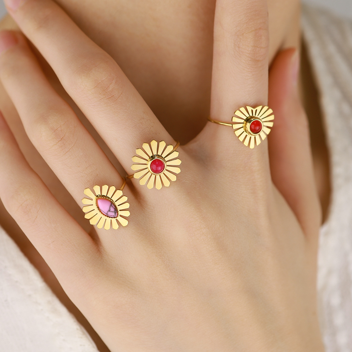 French Vintage Style 18K Gold Plated Titanium Steel Adjustable Flower Ring with Natural Gemstones for Women
