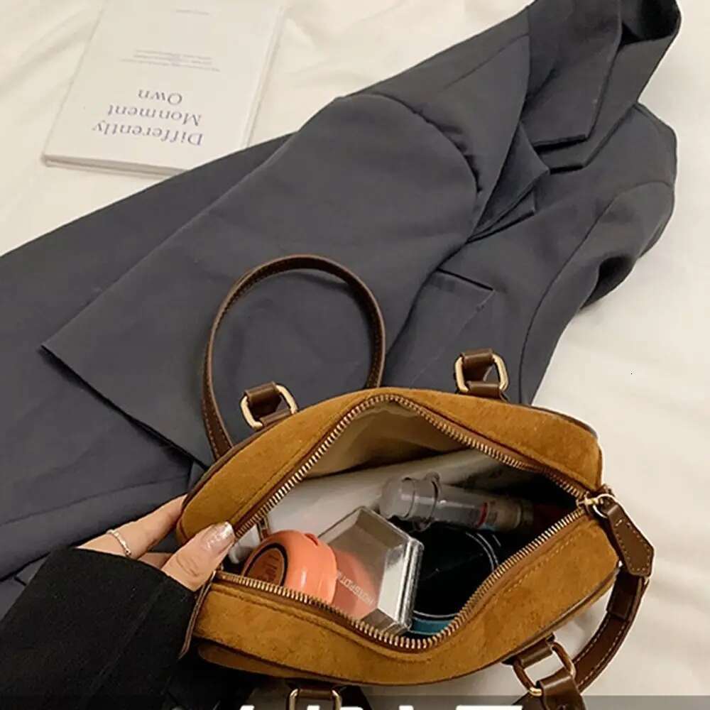 Elegant Leather PU Bowling Solid Color Handbag Small Square Large Capacity Korean Style Boston Bag Travel