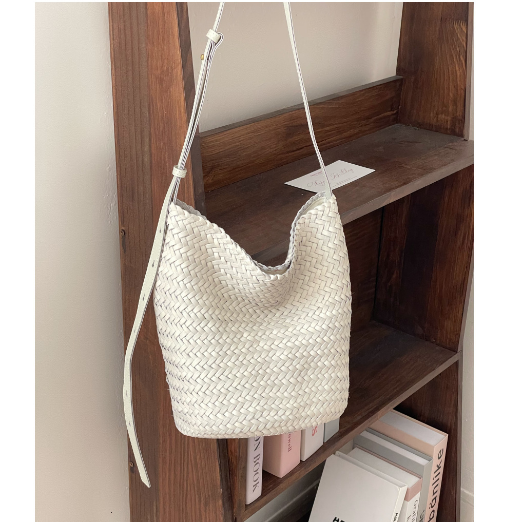 2025S designer top layer cowhide hand woven new light fake style shoulder bucket women genuine leather crossbody bag