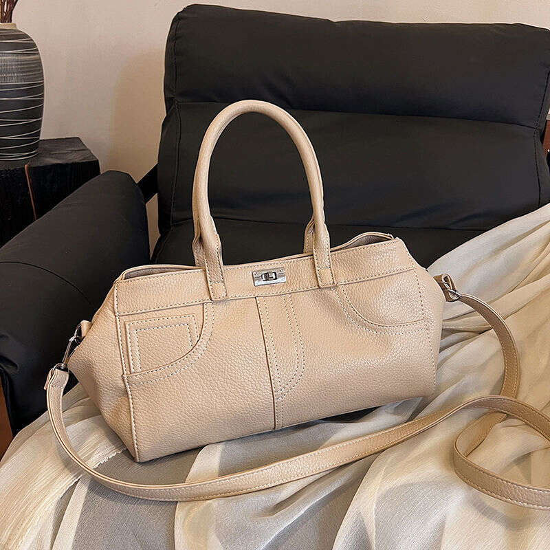 Bag 2025 autumn new item light luxury niche high-end hand-held large capacity fashionable commuting women's bag single shoulder crossbody bag