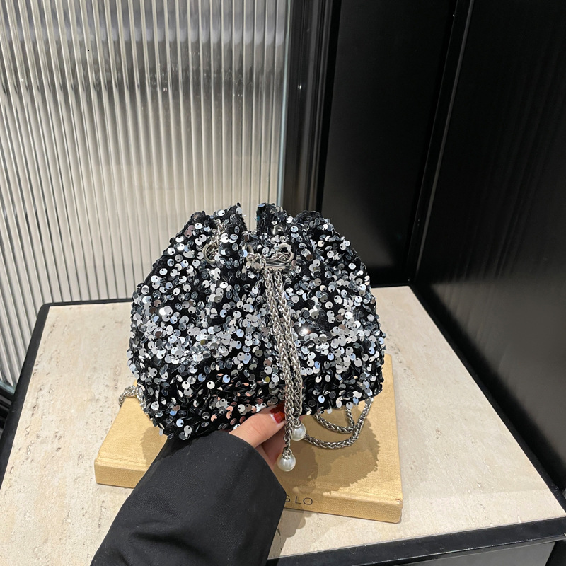 Free Delivery Designer Bag Fashionable Personalized Sequined Bucket For Women 2025 New Stylish Korean Version Shoulder Crossbody Dinner Trendy And Wri