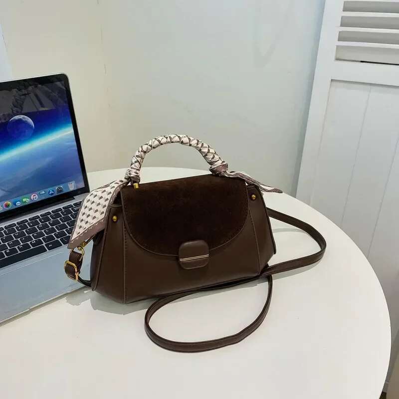 Hottest Pick Women's Spacious Retro Tote - 2025 Collection, Convertible Shoulder/Hand Carry, Trendy Silk Design