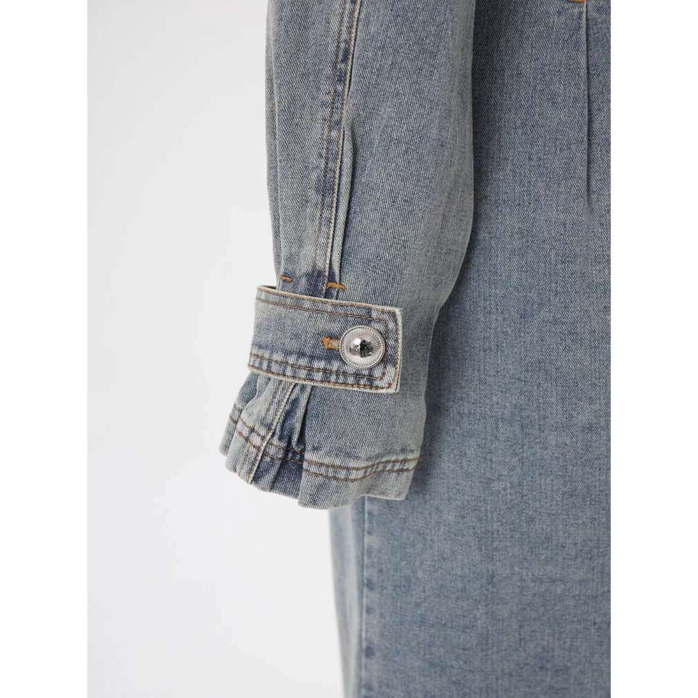 DEAT Fashion Women's Denim Jackets Loose Layer Collar Double Breasted Sashes Long Sleeve Overcoat Autumn 2025 New 17A4709