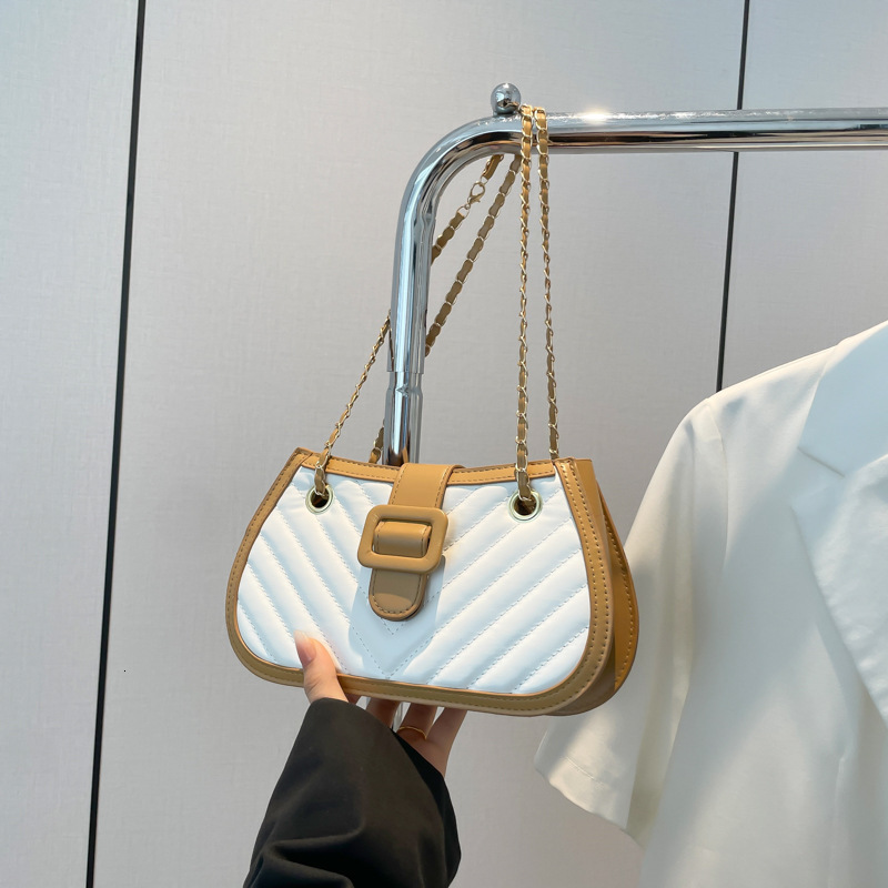 Gentle Fashionable Texture Splicing Chain Shoulder For Women In Spring And Summer 2025 Luxury Bag New Versatile Ins New Free Delivery Designer Bag Cro