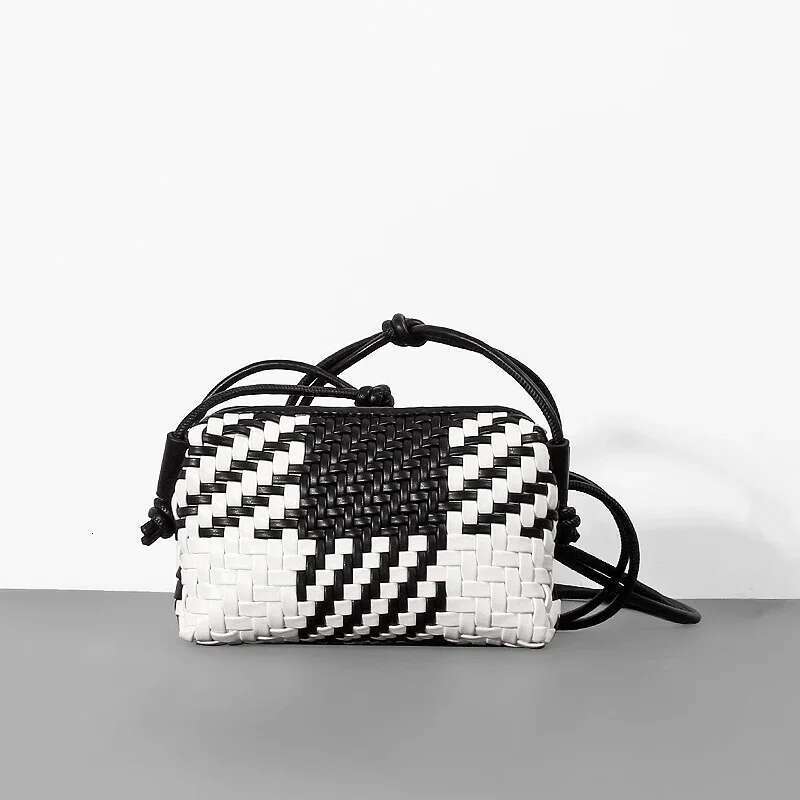Designer Crossbody Bags High Guality Small Square Shoulder Ladies Hand Bag Mini Purses