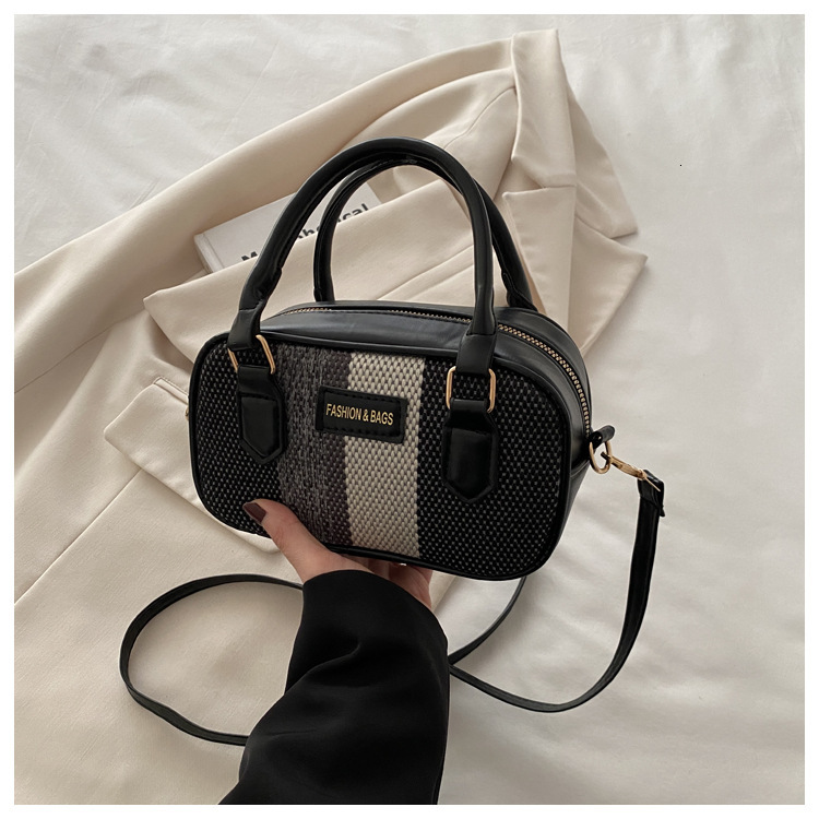 New bag texture striped contrast handheld 2025 new designer high-end retro Boston shoulder crossbody bag simple and fashionable