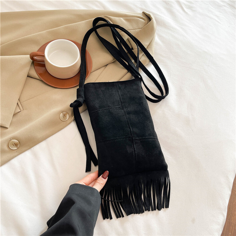 Free Delivery Designer Bag 2025 Suede Niche Design New Women's Bohemian Style American Tassel Frosted Crossbody Luxury Bag